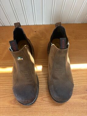 KEEN Women’s Brown Suede Chelsea Boots